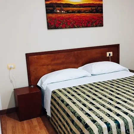 尼古拉酒店 酒店 滨海波利尼亚诺