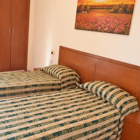 尼古拉酒店 滨海波利尼亚诺