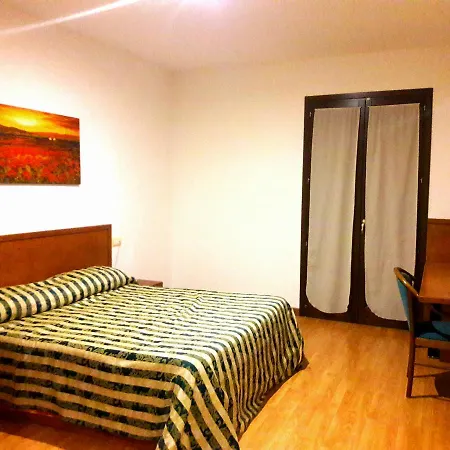 酒店 尼古拉酒店 3*