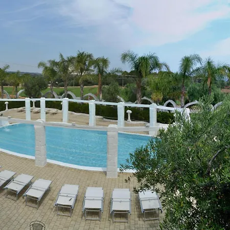 尼古拉酒店 酒店 3*